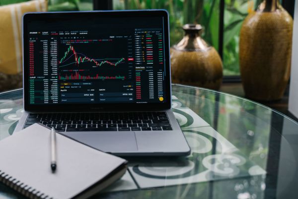 Apprendre le trading : boostez votre carrière avec nos ressources